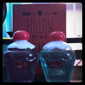 Two scented shower gels GINGERBREAD AND RASPBERRY